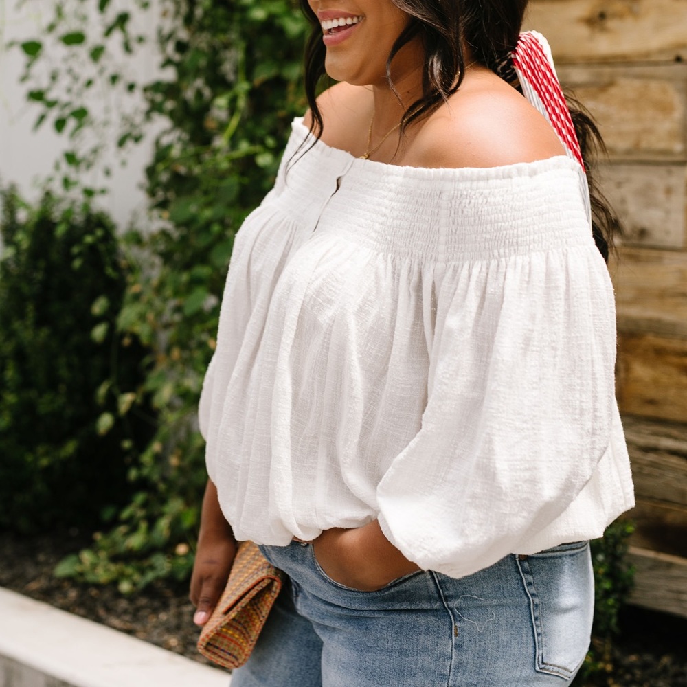 Just Add Sun Off Shoulder Top in White - Picture 3 of 12